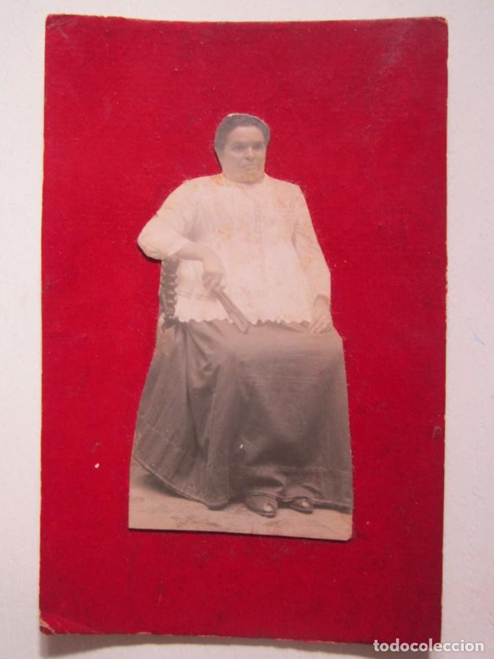 Fotografia antica: (OTROS 112)FOTOGRAFIA DE ESTUDIO RECORTADA EN ALBUMINA DE 9X14 CM. EN MATARO A 1917