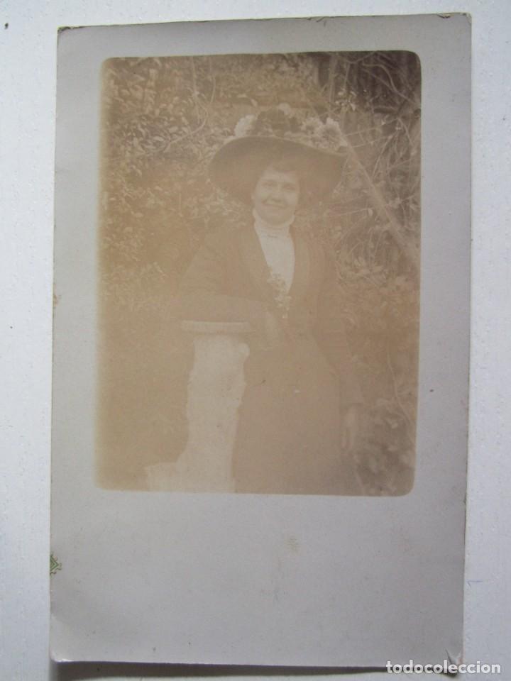 Antique Photography: (OTROS 139) FOTOGRAFIA DE ESTUDIO EN ALBUMINA DE 9X13 CM. EN INGLATERRA SOBRE 1900