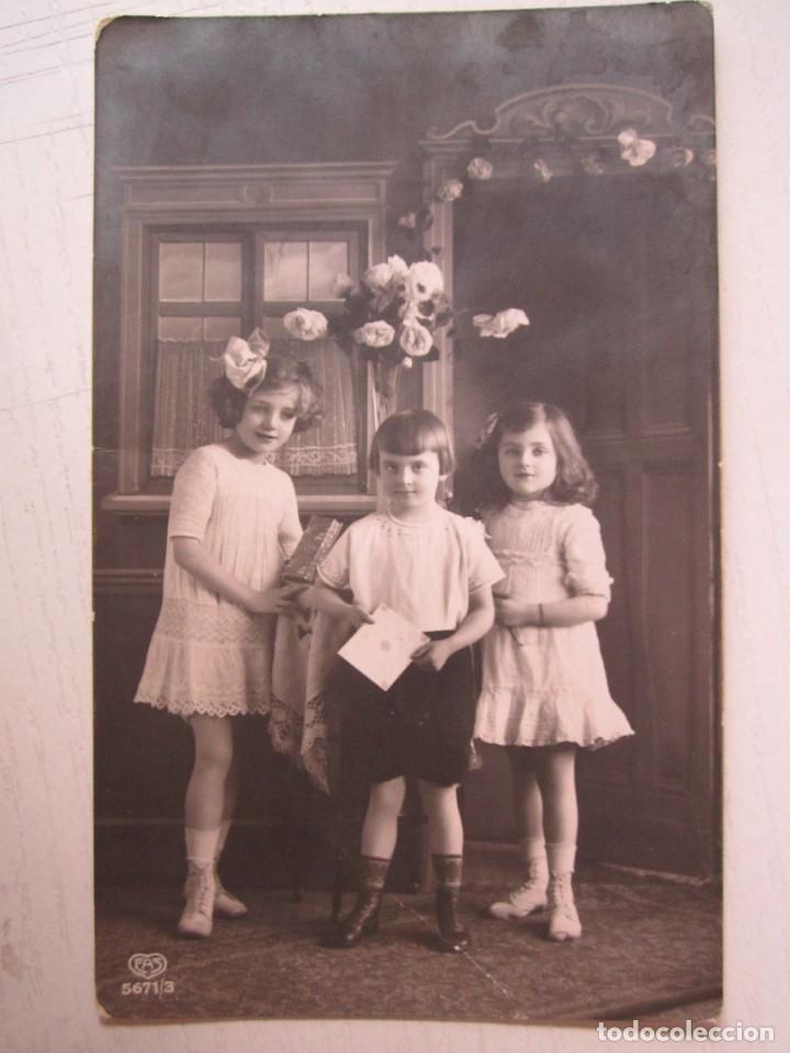 Antique Photography: FOTOGRAFIA DE ESTUDIO EN ALBUMINA DE 8X13 CM. 1921