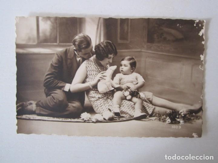Antique Photography: (OTROS 105)FOTO POSTAL TORROS 1933