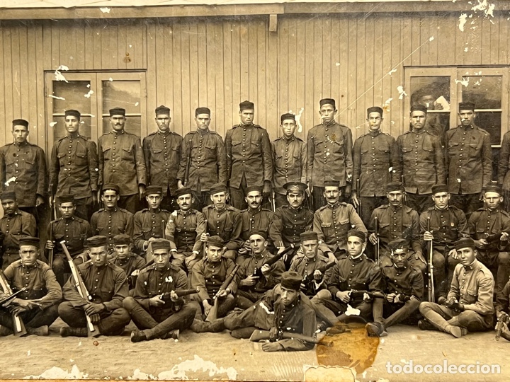 Antique Photography: FOTOGRAF&Iacute;A MILITAR, Reclutas unidad de Artilleros Ejercito Espa&ntilde;ol Epoca Alfonso XIII (h.1910?)