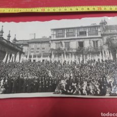 Fotografia antica: PEREGRINACIÓN NACIONAL DE JÓVENES E ACCIÓN CATÓLICA, SANTIAGO DE COMPOSTELA DICIEMBRE 1947.. Lote 322240093
