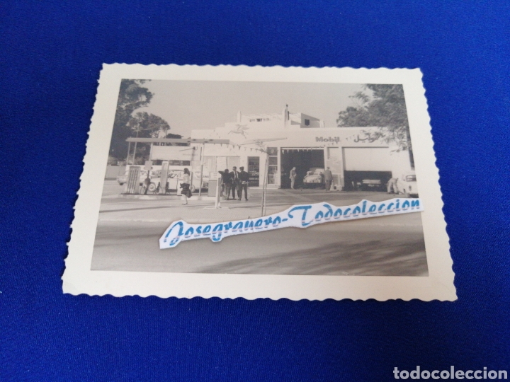 Fotografia antica: GASOLINERA MARCA M&Oacute;BIL FOTOGRAFIA ANTIGUA