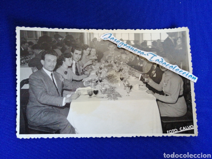 Alte Fotografie: BANQUETE CON MODELOS FOTOGRAFIA ANTIGUA CON SELLO FOT&Oacute;GRAFO A&Ntilde;O 1952