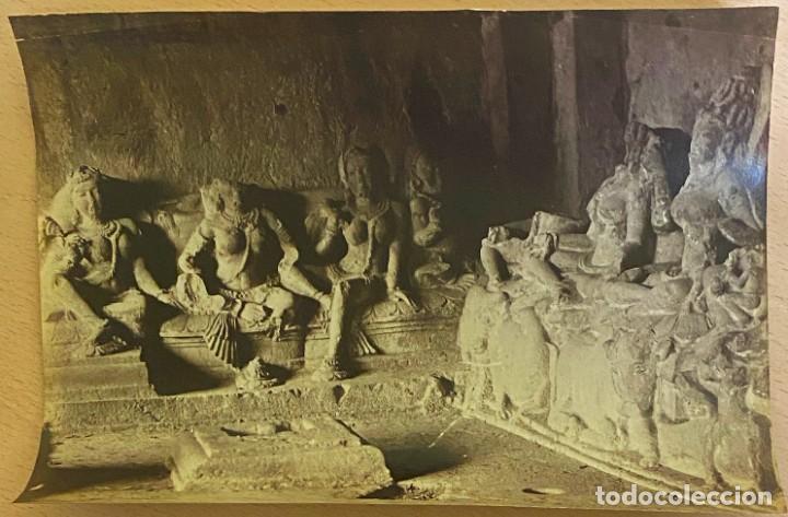 Fotografia antica: FOTOGRAFIA ALBUMINA 1870 DE LA INDIA, TEMPLO DE KARLA, CUEVA DE ELLORA, MIDE 23,5 X 18,5 CMS. EXCEPC