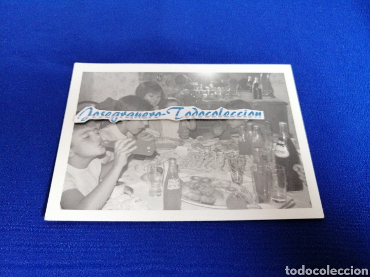 Fotografia antiga: PEPSI-COLA Y MIRINDA CON MODELOS NI&Ntilde;OS BEBIENDO FOTOGRAFIA ANTIGUA