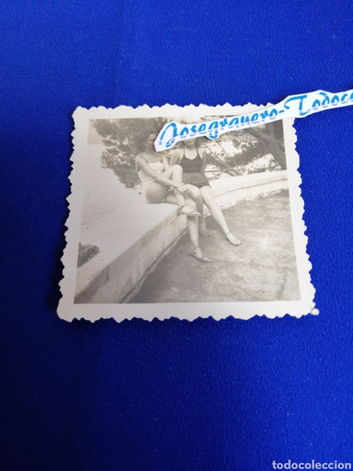 Alte Fotografie: MUJERES MODELOS EN BA&Ntilde;ADOR FOTOGRAFIA ANTIGUA A&Ntilde;O 1948