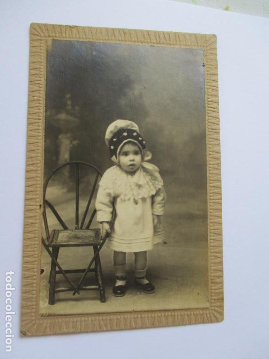 Fotograf&iacute;a antigua: ANTIGUA FOTOGRAF&Iacute;A PEGADA A CORT&Oacute;N DE: NI&Ntilde;A -1920- 14 X 9 CM.-TARJETA POSTAL, UNI&Oacute;N UNIVERSAL DE-
