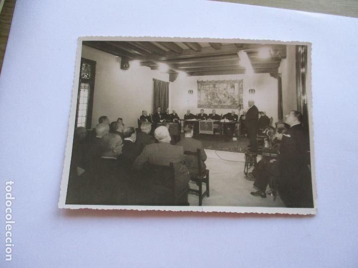 Antique Photography: ANTIGUA FOTOGRAF&Iacute;A DE: REUNI&Oacute;N, POSIBLEMENTE DE CONCEJALES, S/F.,NI OTROS DATOS