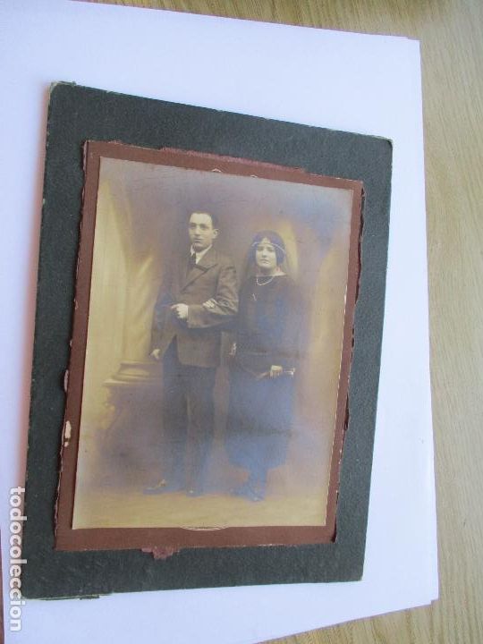 Antique Photography: ANTIGUA FOTOGRAF&Iacute;A DE: MATRIMONIO-S/F., NI OTROS DATOS-22X16. CM.(EL CART&Oacute;N)