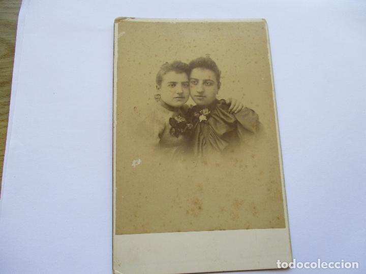 Fotografia antiga: ANTIGUA FOTOGRAF&Iacute;A: SE&Ntilde;ORITAS-S/F., NI OTROS DATOS- 16.5 X 10.5 CM.