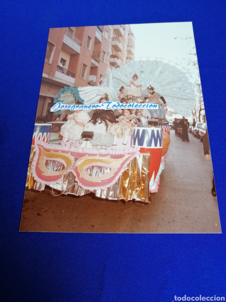 Fotografia antica: FALLAS CABALGATA CON FALLERAS FOTOGRAF&Iacute;A