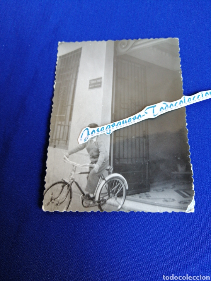 Fotograf&iacute;a antigua: BICICLETA CON NI&Ntilde;O MODELO FOTOGRAF&Iacute;A ANTIGUA