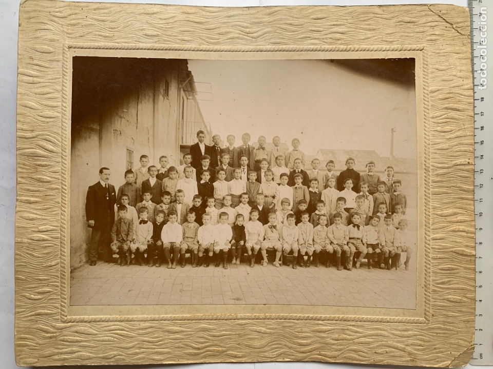 Fotograf&iacute;a antigua: FOTO. RECUERDO ESCOLAR. ESCUELA UNITARIA DE NI&Ntilde;OS. LOCALIDAD?. FOT&Oacute;GRAFO?.