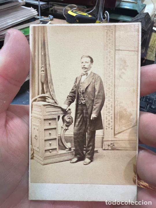 Alte Fotografie: ANTIGUA FOTO RETRATO DE UN CABALLERO - MEDIDA 10,5X5,5 CM