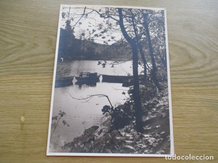 Fotograf&iacute;a antigua: FOTOGRAF&Iacute;A DE: PAISAJE EN RIO-S/F., NI OTROS DATOS-24X18 CM.
