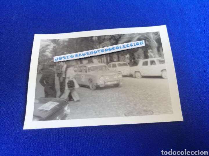 Alte Fotografie: RENAULT R 8 TS - RALLY FOTOGRAF&Iacute;A ANTIGUA