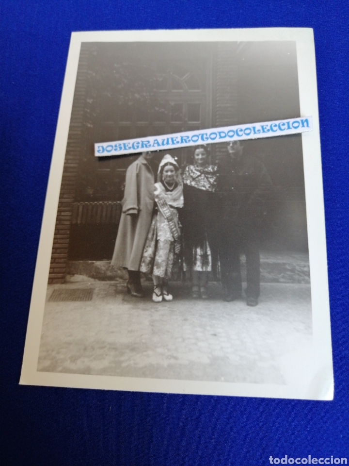 Antique Photography: FALLERAS MODELOS POSANDO FOTOGRAF&Iacute;A ANTIGUA