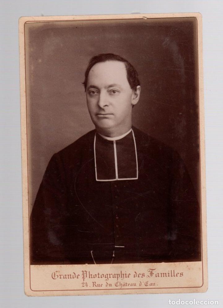 Fotografia antica: FOTOGRAFIA ALBUMINA ECLESIASTICO GRANDE PHOTOGRAPHIE DES FAMILLES MONSIEUR OTON. PARIS