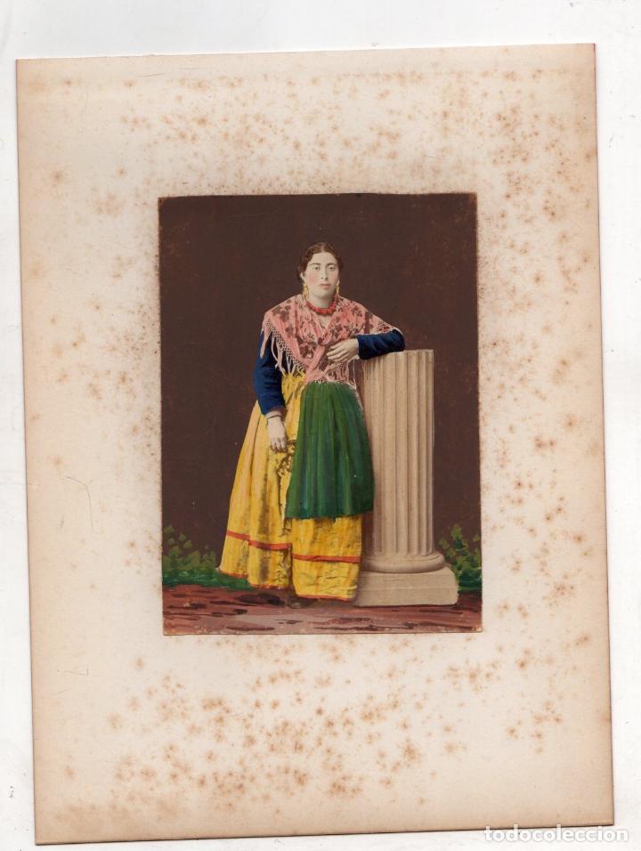 Fotografia antica: FOTOGRAFIA ALBUMINA COLOREADA DE TIPOS ITALIA. RETRATO DE MUJER. C. 1870