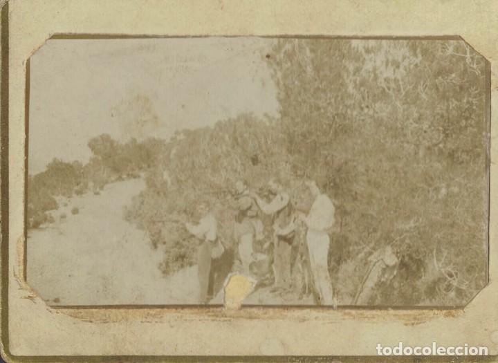 Fotografia antica: Retrato Cazadores disparando