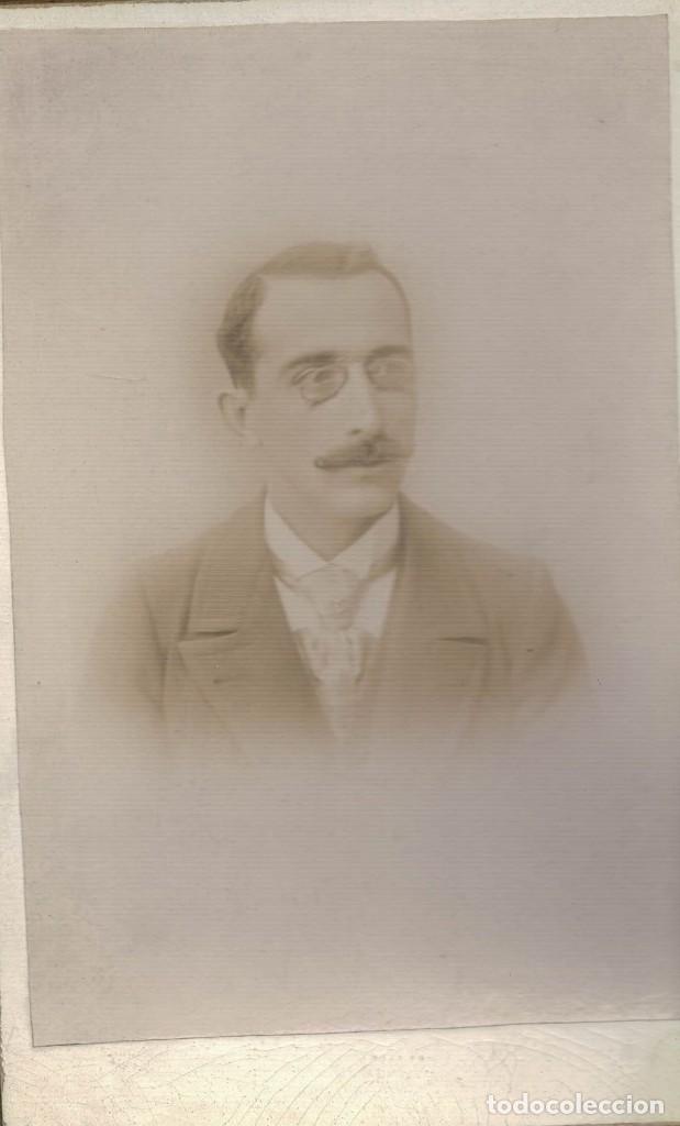 Antique Photography: Alb&uacute;mina. Retrato Se&ntilde;or Caballero Hombre. Cabinet