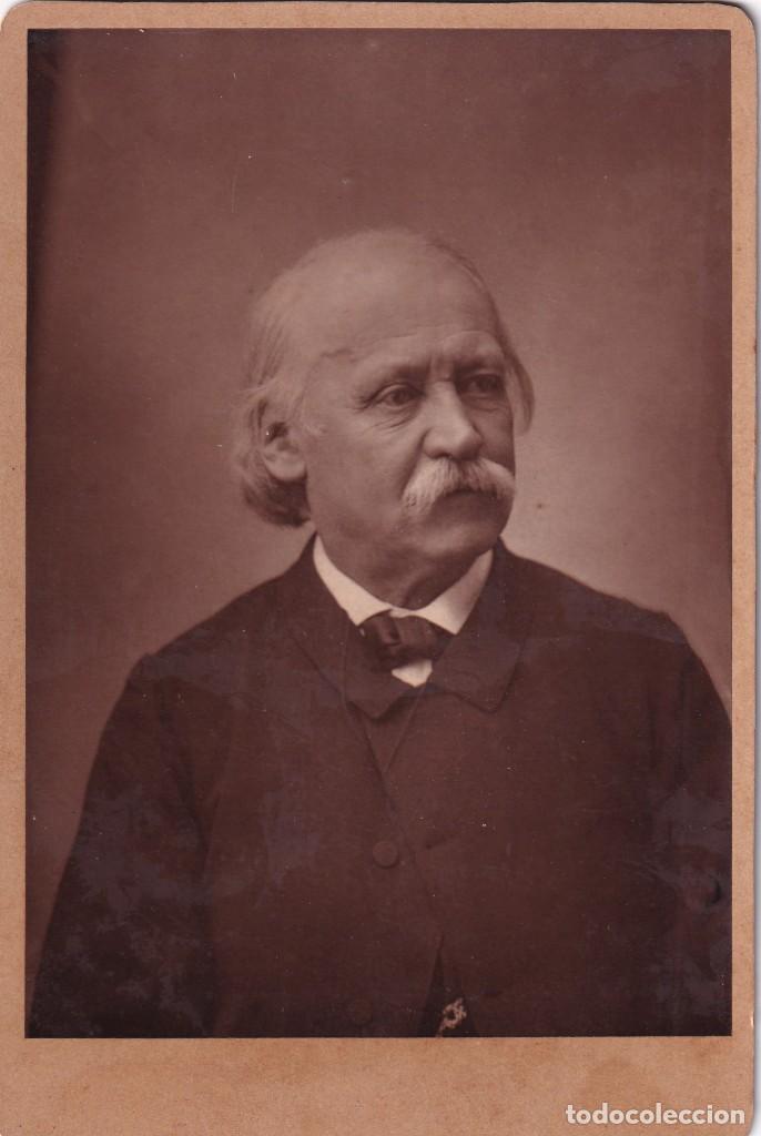 Antique Photography: Fotograf&iacute;a alb&uacute;mina escritor franc&eacute;s Paul Meurice. No figura fot&oacute;grafo.