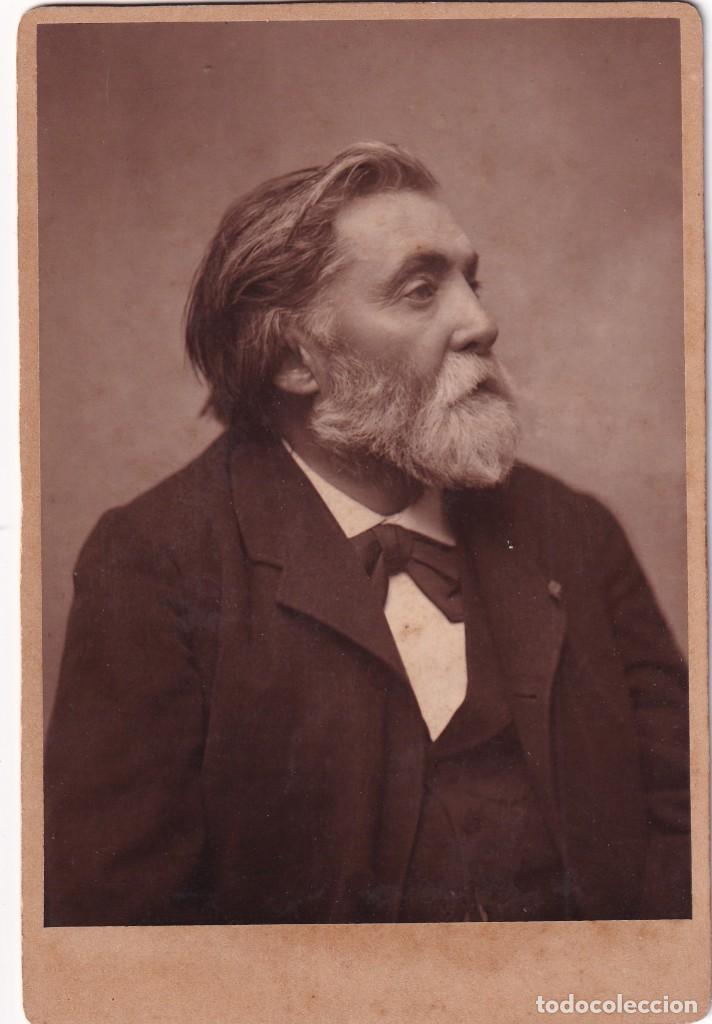 Fotografia antica: Fotograf&iacute;a alb&uacute;mina Henri de Bornier, poeta franc&eacute;s. No figura fot&oacute;grafo.