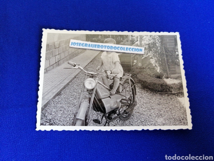 Alte Fotografie: MOTO ANTIGUA CON NI&Ntilde;O MODELO FOTOGRAF&Iacute;A ANTIGUA