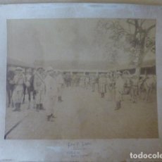 Fotografía antigua: SANTA CLARA CUBA MILITARES EN CUARTEL HACIA 1890 GUERRA CUBA LUIS V. LOPEZ FOTOGRAFO 24,5 X 32 CMTS. Lote 360035155
