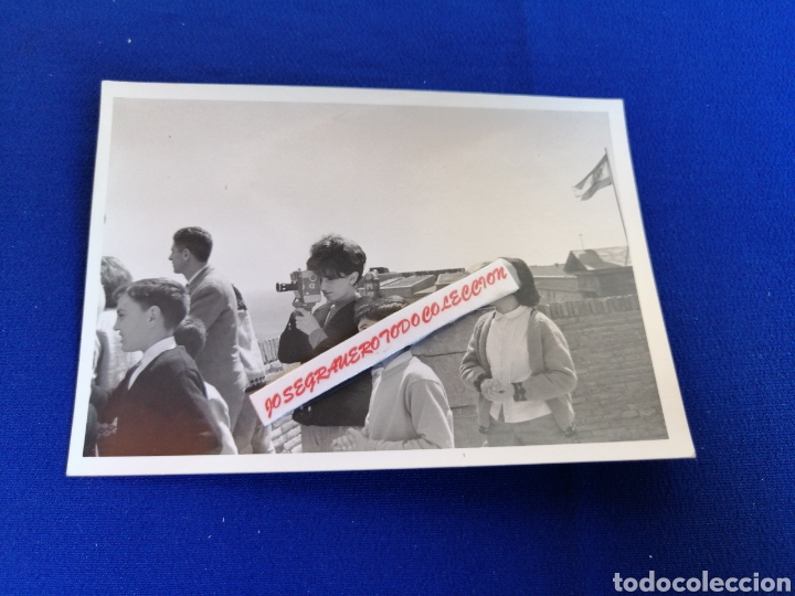 Fotografia antica: DESFILE MILITAR MUJER CON TOMAVISTAS FOTOGRAF&Iacute;A ANTIGUA