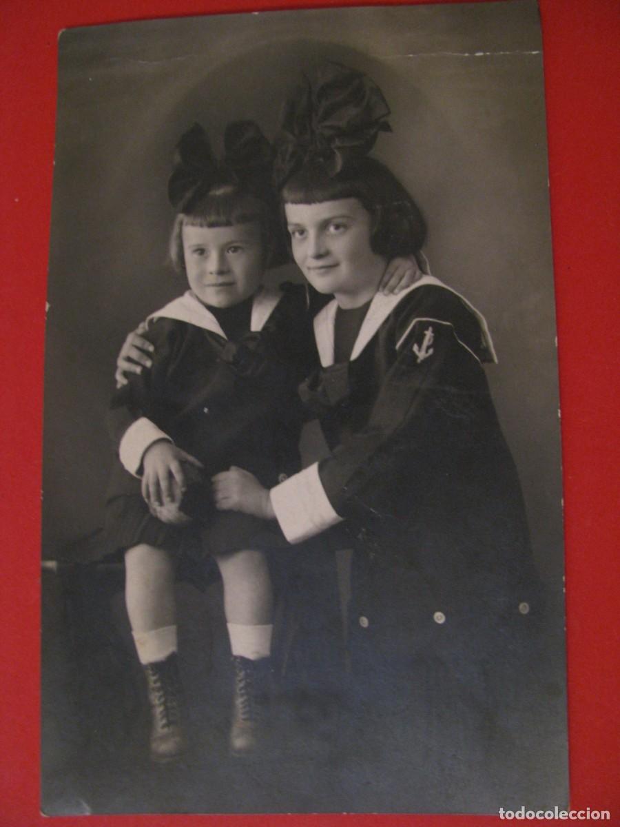 Fotograf&iacute;a antigua: ANTIGUA FOTOGRAF&Iacute;A DE DOS NI&Ntilde;AS. YUGOSLAVIA. A&Ntilde;OS 20.