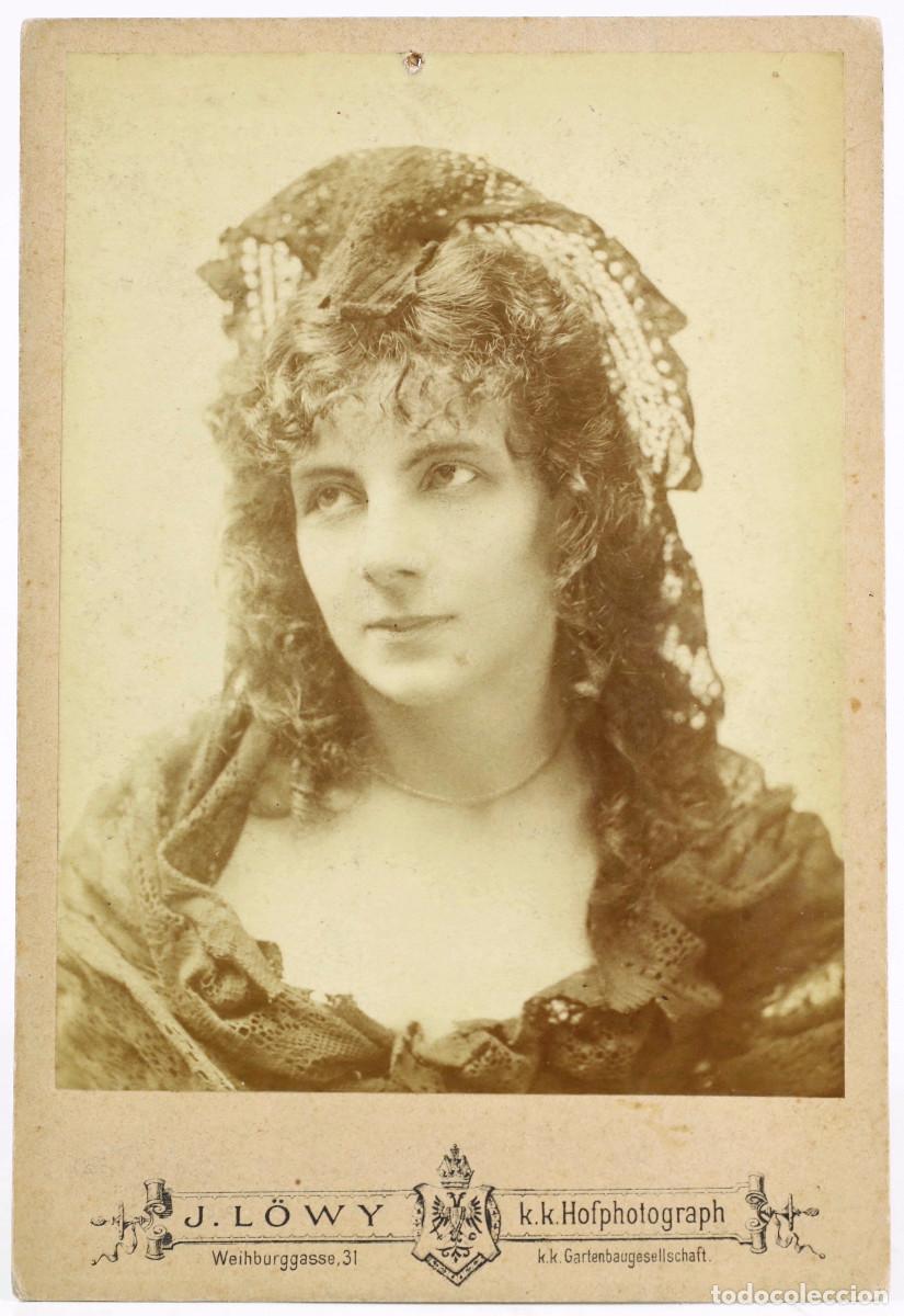 Antique Photography: ACTRIZ O CANTANTE DE &Oacute;PERA POR IDENTIFICAR, FOTO: LOWY. 10,5x16,5cm.
