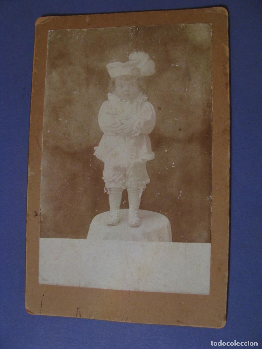 Antique Photography: ANTIGUA FOTOGRAF&Iacute;A DE UN BEBE. NO HAY DATOS. 16,5X10,5 CM. CARTON.