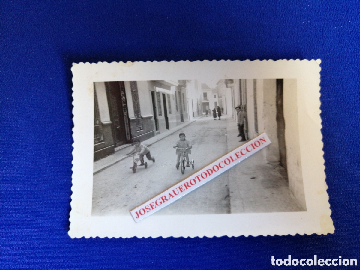 Fotograf&iacute;a antigua: NI&Ntilde;OS MODELOS EN BICICLETA FOTOGRAF&Iacute;A ANTIGUA
