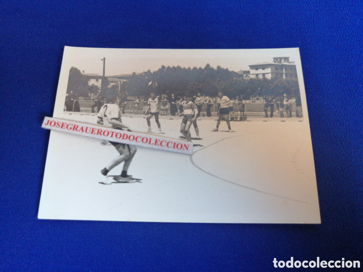 Alte Fotografie: FUTBOLISTAS JUGANDO FOTOGRAF&Iacute;A ANTIGUA