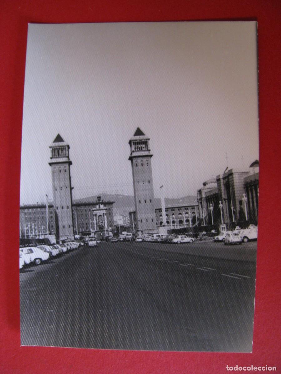 Photographie ancienne: FOTO DE BARCELONA. AV. REINA MARIA CRISTINA. 10,5X7,5 CM. A&Ntilde;OS 70.
