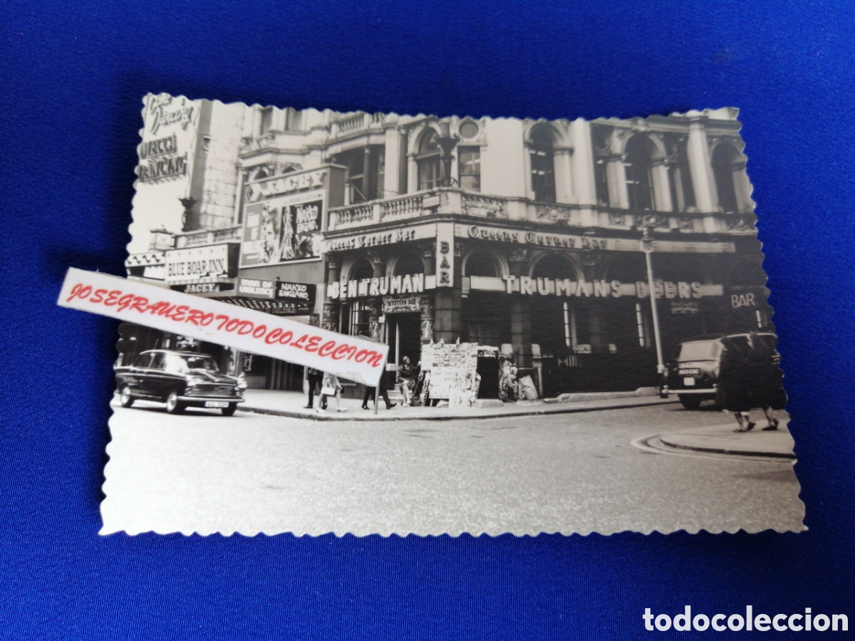 Photographie ancienne: CARTELES PUBLICIDAD TRUMAN BEERS FOTOGRAF&Iacute;A ANTIGUA