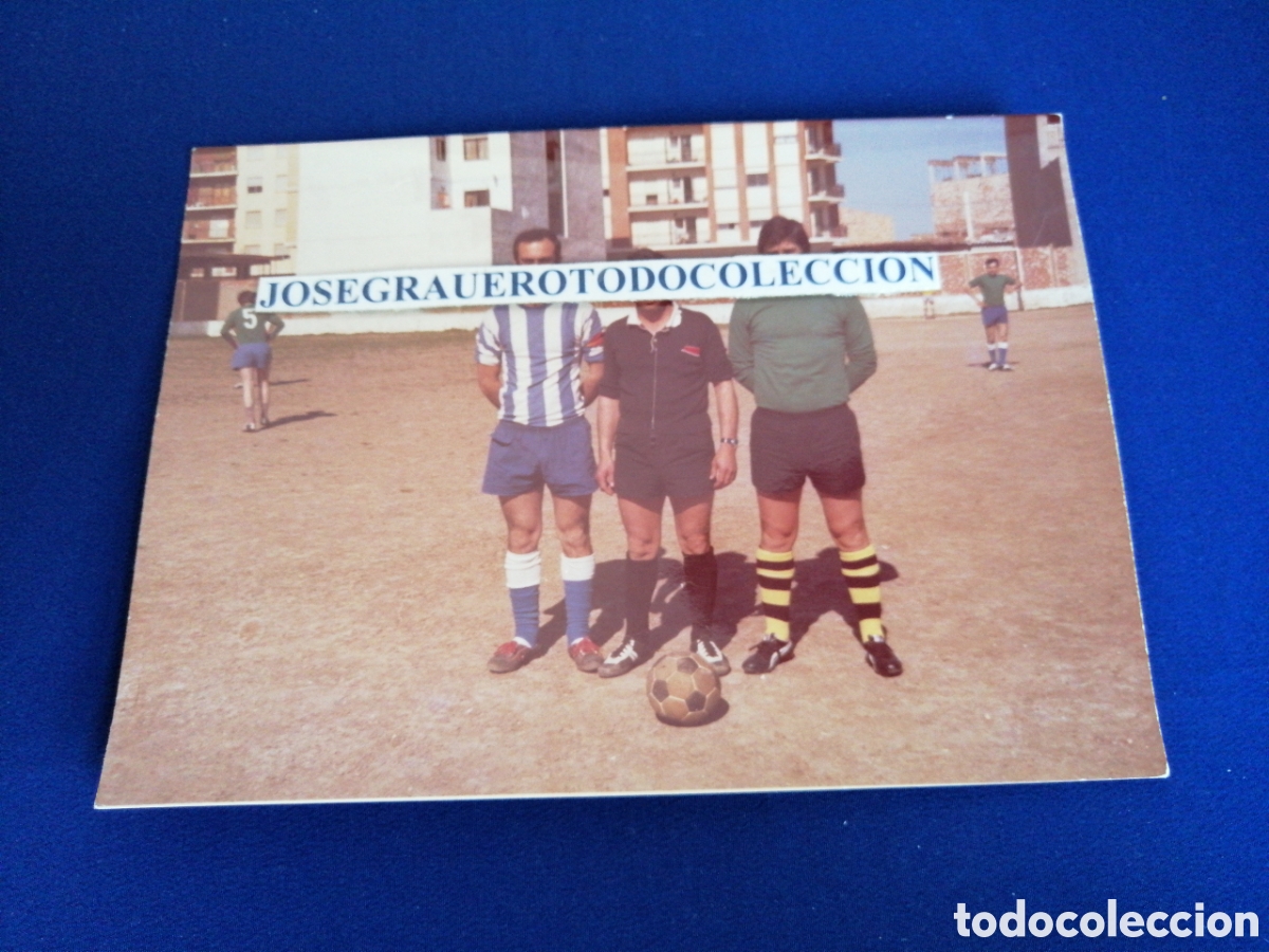 Fotografia antica: FUTBOLISTAS A&Ntilde;O 1974 PARTIDO CASADOS CONTRA SOLTEROS FOTOGRAF&Iacute;A ANTIGUA