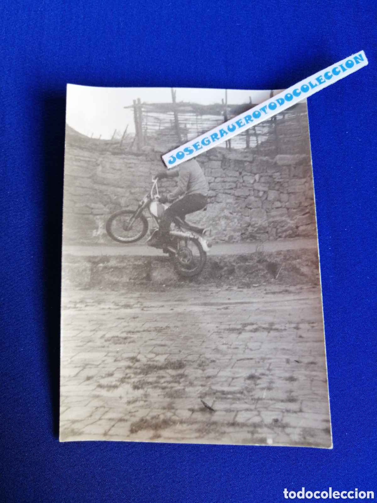 Fotografia antica: MOTOCROSS CON MODELO FOTOGRAF&Iacute;A ANTIGUA