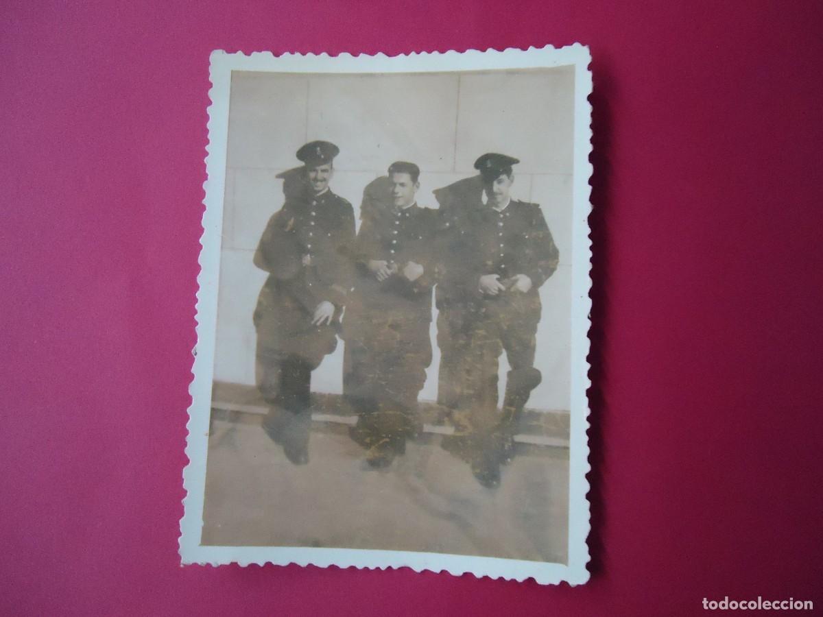 Antique Photography: FOTOGRAFIA DE INFANTES DE MARINA 1949 MIDE 9 X 6,5 cm. TIENE DEDICATORIA MANUSCRITA EST&Aacute; BIEN CONSER