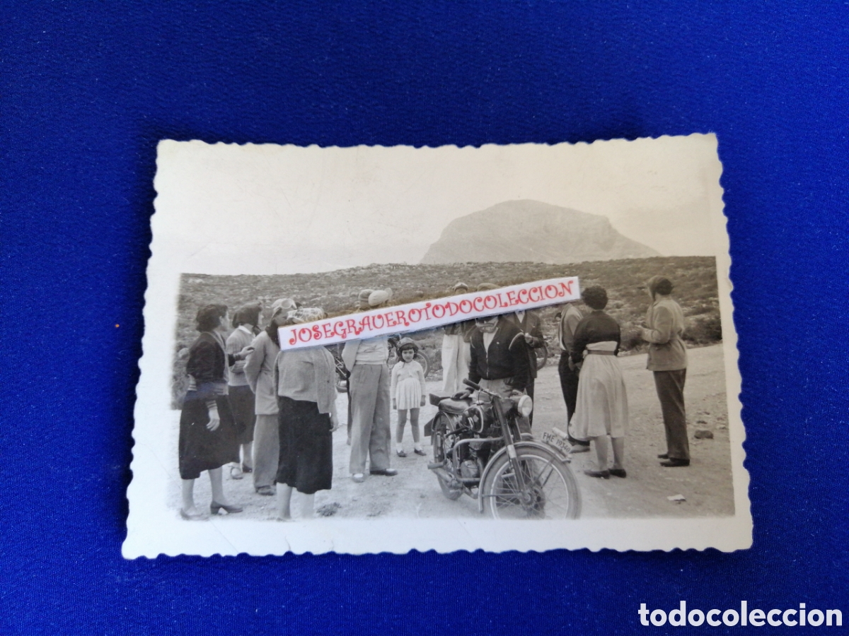 Photographie ancienne: MOTORISTS CON MODELOS FOTOGRAF&Iacute;A ANTIGUA