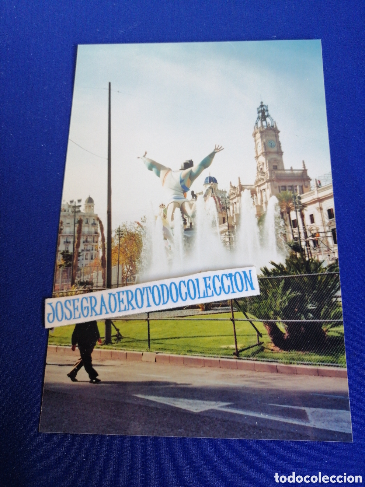 Fotografia antica: FALLA PLAZA DEL AYUNTAMIENTO A&Ntilde;O 2011 ARTISTA PERE BAENAS FOTOGRAF&Iacute;A