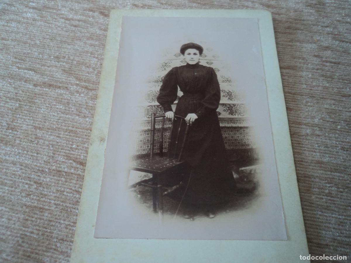 Fotografia antica: ANTIGUA FOTOGRAFIA PEGADA SOBRE BASE RIGIDA, 17 X 11 CM, NOMBRE AL DORSO