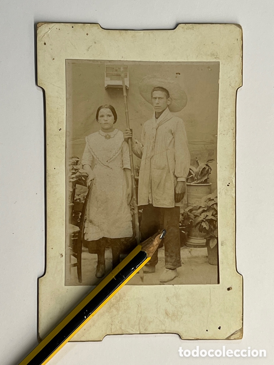 Antique Photography: FILIPINAS ? CUBA ? PUERTO RICO ? Bencislao y su hija.. fotograf&iacute;a familiar costumbrista (h.1900?)