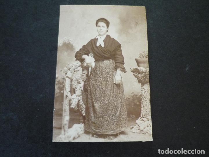 Fotografia antica: RETRATO DE MUJER HACIA 1900 ALBUMINA 7 X 10 CMTS