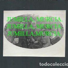 Fotografía antigua: JUMILLA, MURCIA. RETRATO FAMILIAR. BARCELONA, 1910-1915. FOTÓGRAFO DESCONOCIDO.
