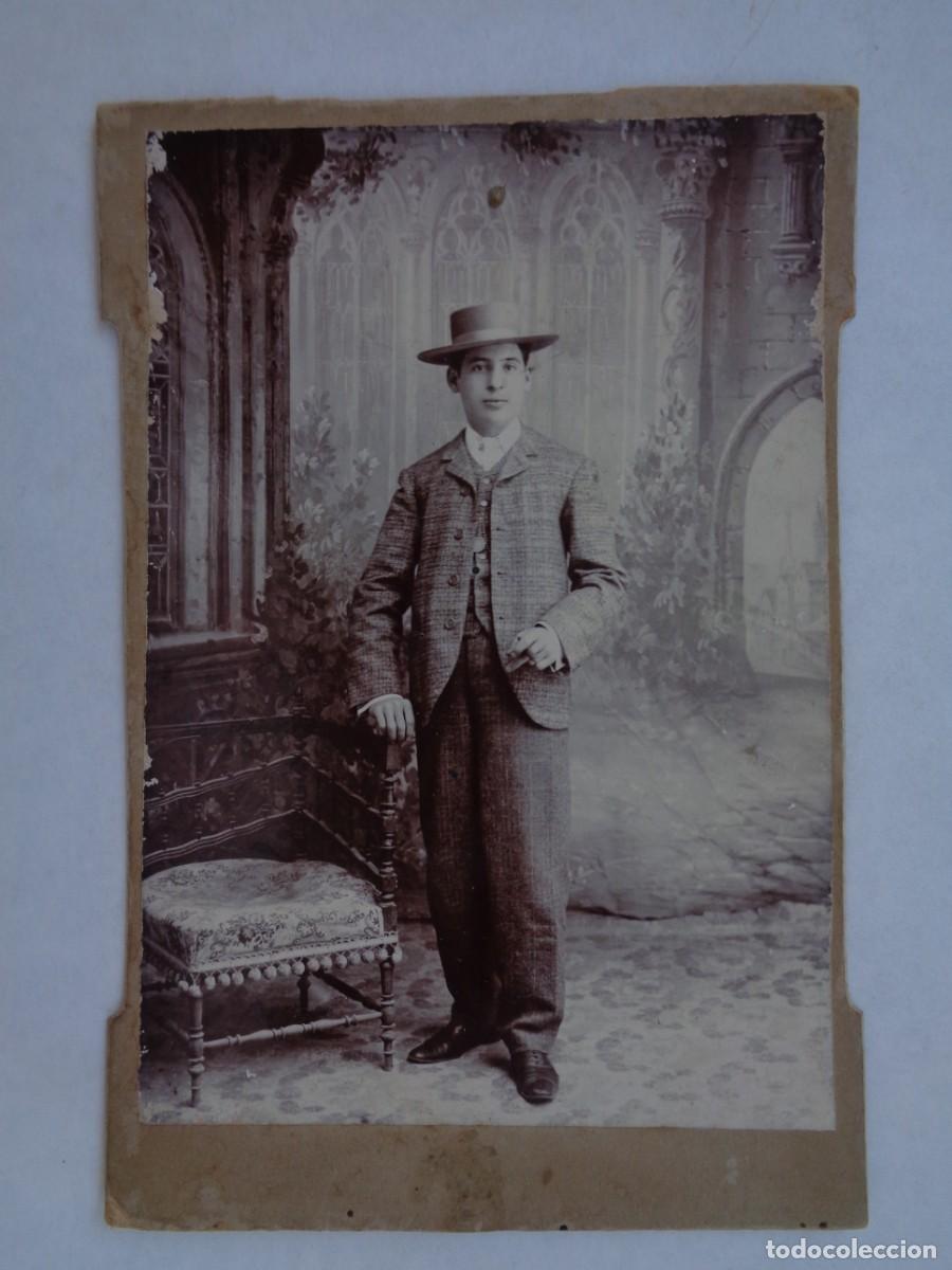 Fotografia antica: PRECIOSA FOTO DE ESTUDIO DE SE&Ntilde;ORITO CON SOMBRERO Y PURO, SIGLO XIX