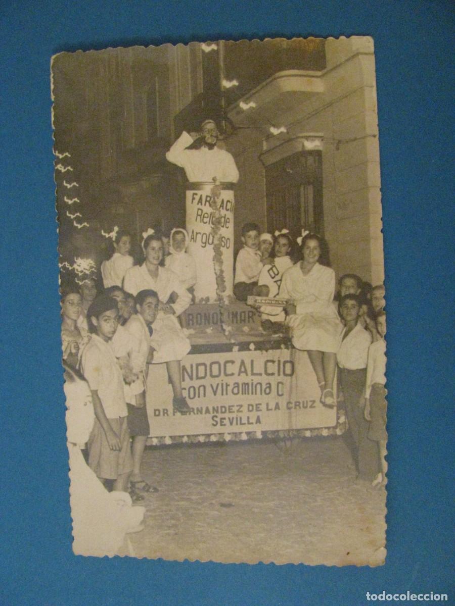 Fotograf&iacute;a antigua: FOTOGRAFIA. DESFILE, CARNAVAL. CARROZA, FOTO CINE GARRIDO DETRAS, ESCRITA SANLUCAR DE BARRAMEDA 1949