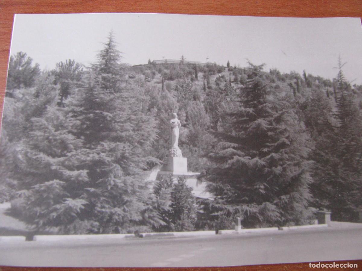 Fotograf&iacute;a antigua: FOTOGRAFIA DE SANTA ELENA (JAEN). MONUMENTO A INMACULADA CONCEPCI&Oacute;N. 10X7 CM.